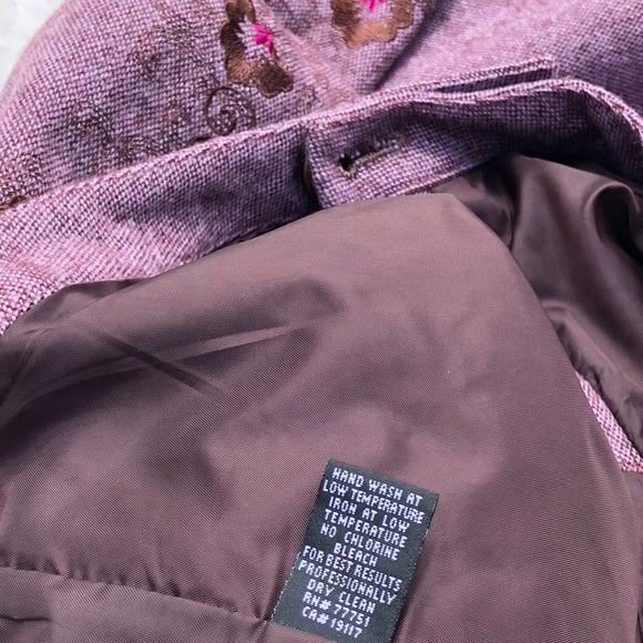 Betsy Johnson wool Embroidered Gaucho Pants, lined. - Picture 8 of 8